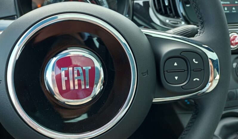 Fiat 500 Hybrid Dolcevita full